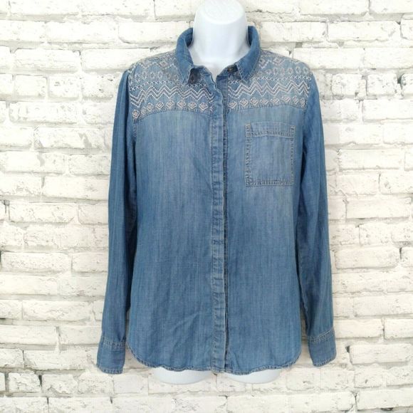 Staring At Stars Button Up Shirt Womens Small Blue Denim Chambray Embroidered - Picture 1 of 11